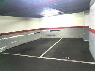 Aparcament cotxe  Augusta. Plaza de parking para coche pequeño