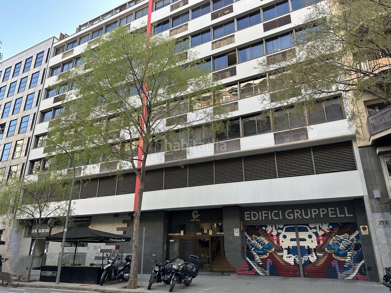 Foto dd049354-86ad-4d1b-90d4-c4bb97a90380. Oficina a La Nova Esquerra de l´Eixample Barcelona