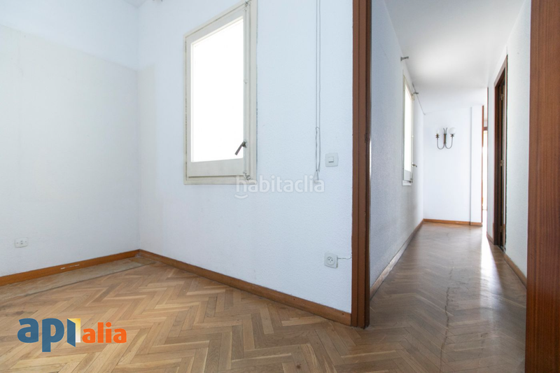 Foto 47be0bf8-7b56-483e-bf11-8e92c2952ad6. Pis a Fort Pienc Barcelona