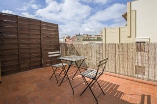 Location Attique  De fontcoberta. Ático encantador en sarriá para alquiler de temporada