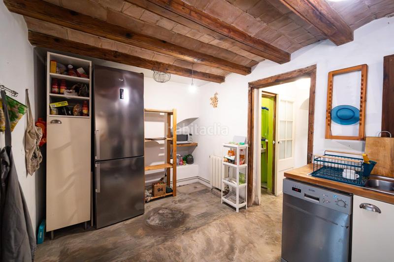 Foto 9810b3ff-93d0-430b-bd9e-639e34bec059. Local comercial en Raval Barcelona