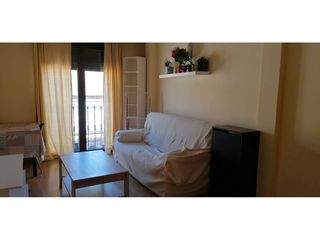 Miete Etagenwohnung  Calle obras publicas. Piso en alquiler en san antón