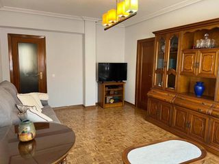 Lloguer Pis  Plaza alameda. Piso céntrico  totalmente amueblado con gastos de comunidad y ca