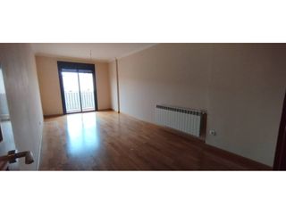 Miete Zweistöckige Wohnung in Calle arenal 4. Duplex en alquiler  en el barrio de azucaica