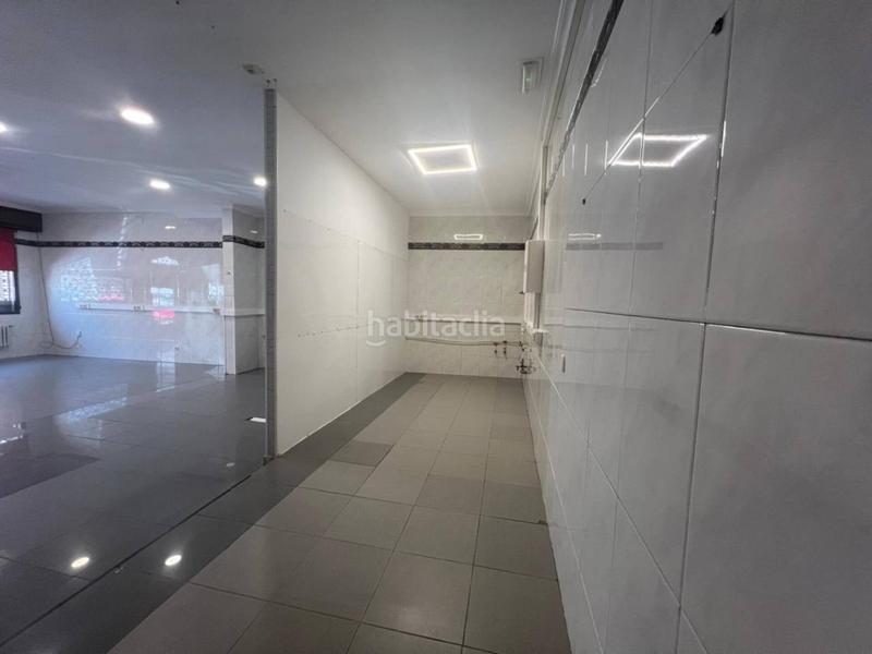 Foto a698ceb7-b7a3-4364-a8ed-721ffac2e108. Rent business premise in Bargas