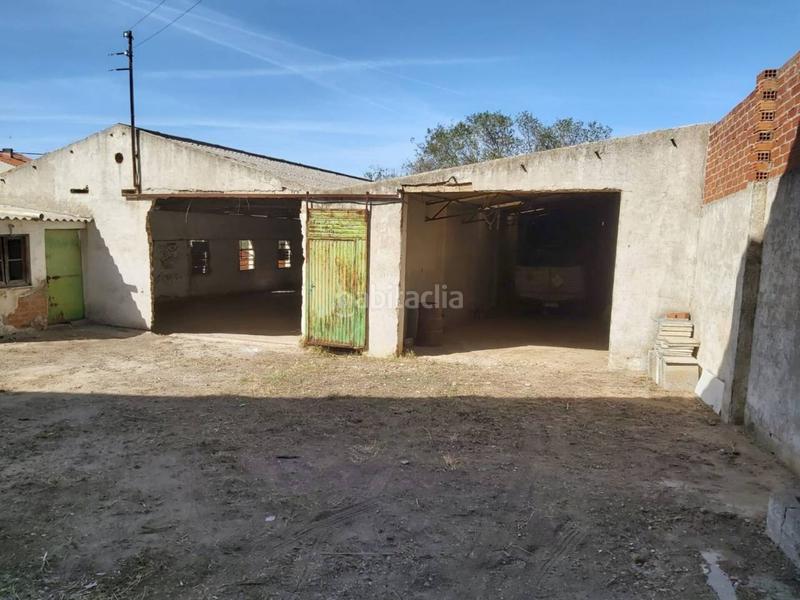 Foto b27ea4b3-2603-4e37-a195-82dd13c531e8. Terreny residencial a Bargas