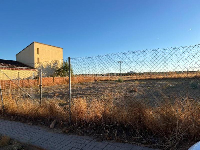 Foto 7c4ddf59-abd9-4386-9244-ad853aff0815. Terreny residencial a Guadamur