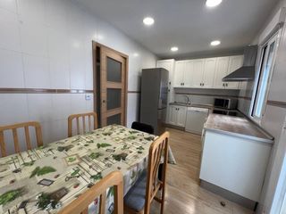 Miete Etagenwohnung  Calle bolivia. Piso en alquiler en santa teresa para estudiantes
