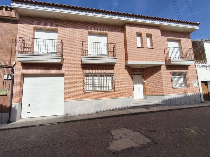 Foto 48fb9e7a-7205-4650-adbb-ba6e87b37c2c. Casa a calle quirós 5 a Ajofrín