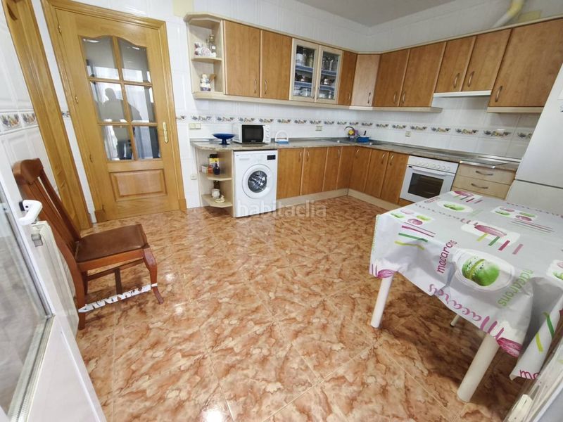 Foto c4d84028-42b2-4bc8-902e-013008ff6b6d. Casa a calle quirós 5 a Ajofrín
