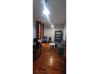 Lloguer Pis  Calle san justo. Alquiler de piso exterior en primer piso en el casco antiguo de