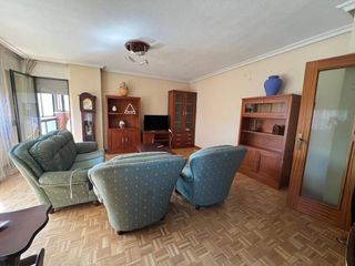 Lloguer Pis  Calle méjico. Estupendo piso en alquiler en barrio de sta teresa, ideal para e