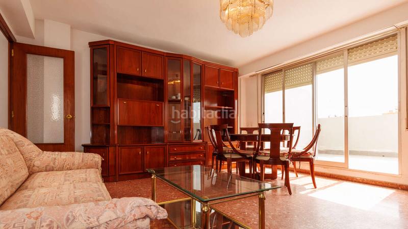 Foto e05b2bab-bdcc-44e8-b898-1fb3a04c3cd4. Miete etagenwohnung in Aiora Valencia
