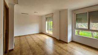 Miete Reihenhaus in Beniparrell. Se alquila vivienda unifamiliar en beniparrell valencia