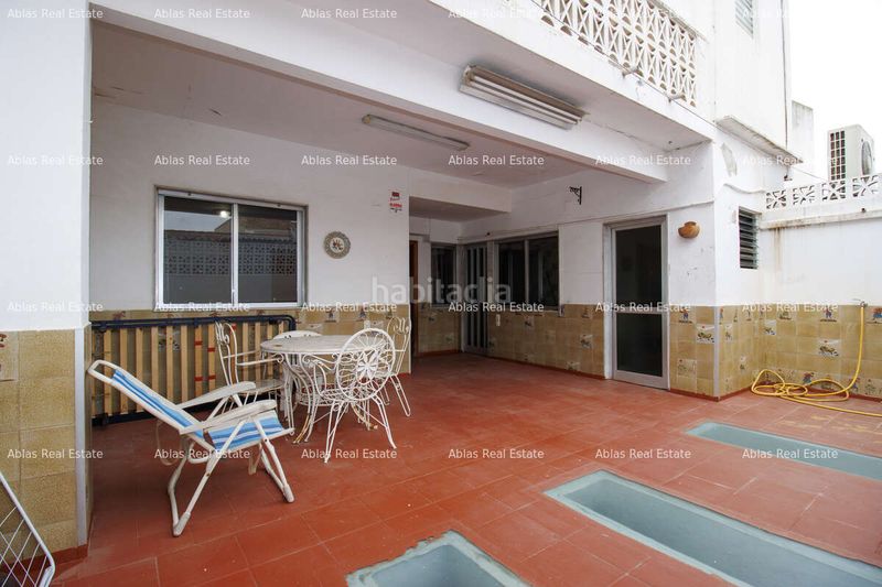 Foto 8f572e6e-0713-4355-aa62-96160f2fef13. Casa amb calefacció aparcament a Montroi / Montroy