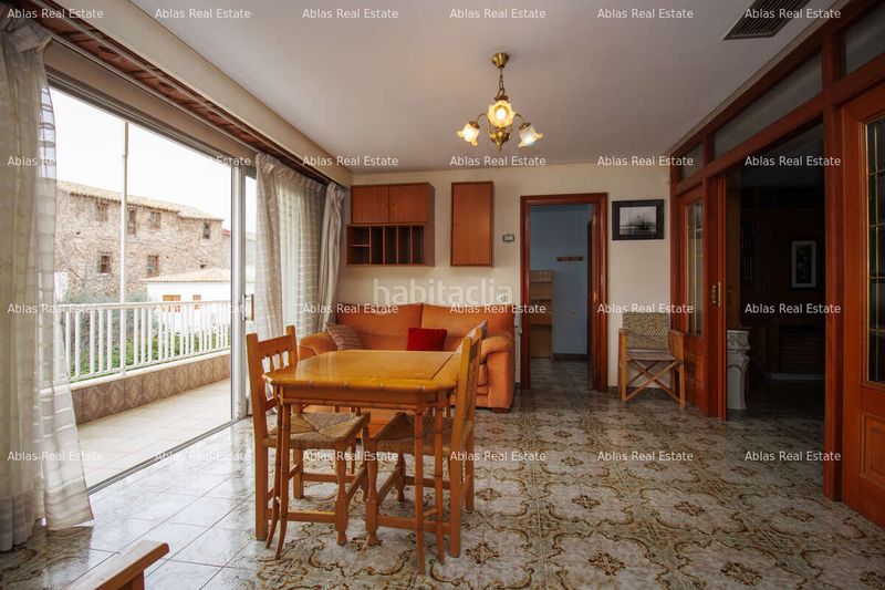 Foto acc663d2-3d6a-4110-93af-58acb62129eb. Casa amb calefacció aparcament a Montroi / Montroy