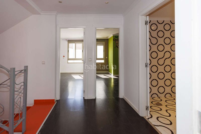 Foto c675f6b4-3e0c-425f-995a-4d862d5cfb97. Casa amb aparcament a Catarroja