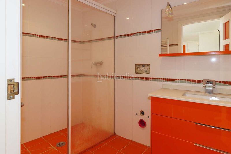 Foto e66ee246-490f-409f-9920-d26e3d7bcdc0. Casa amb aparcament a Catarroja