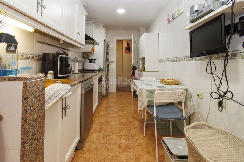 Foto 1aeb8f51-8935-4edc-95f3-96a64fa8dc35. Pis amb aparcament a Albal