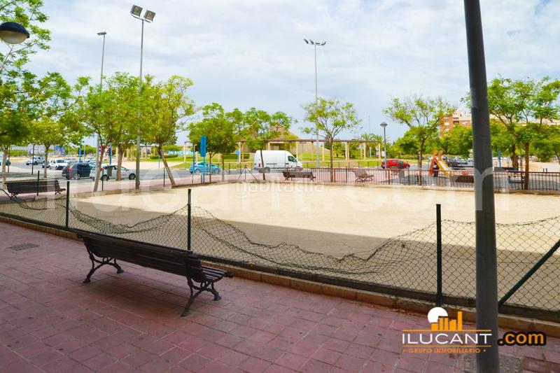 Foto 16fbe800-fe41-4ea7-9280-502b0de90bb2. Local comercial a Los Ángeles Alicante