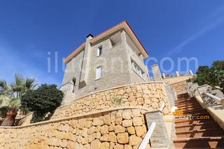 Chalet en Pueblo Español-Coveta Fumá