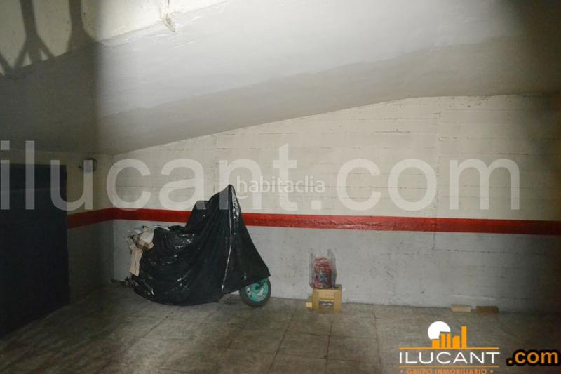 Foto 735b53fa-53ce-425a-8796-5bb3d0f27bbe. Parking coche en Los Ángeles Alicante