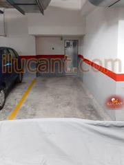 Car parking in Los Ángeles