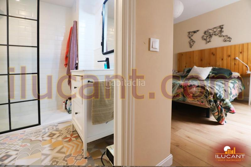 Foto 747c7f6e-9902-4806-8a05-af7728794209. Piso en Mercado Alicante