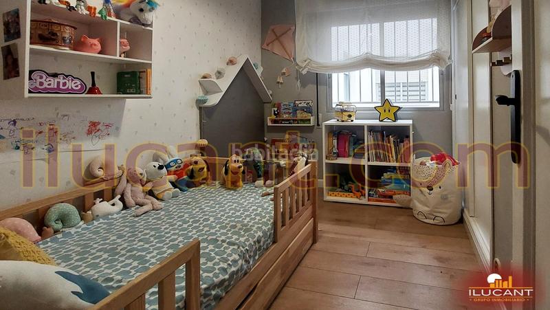 Foto e8d147bd-0dfe-4859-a909-4d1b6a935a49. Piso en Mercado Alicante