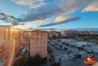 Flat in Colonia Requena. Oportunidad con buenas vistas en colonia requena