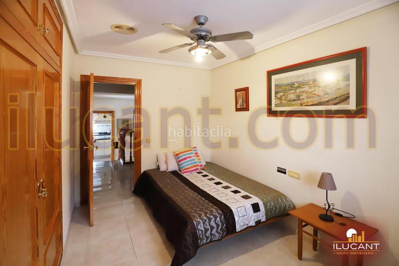 Foto 55e88741-5485-4e10-9a85-e3ac9899a73c. Chalet espectacular chalet, urbano, 3 plantas, piscina. urb. La Huerta. en Mutxamel