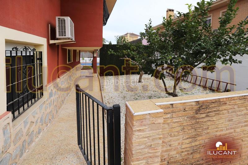 Foto 68b54fde-e760-4e4e-b987-99123e9cafcb. Chalet espectacular chalet, urbano, 3 plantas, piscina. urb. La Huerta. en Mutxamel