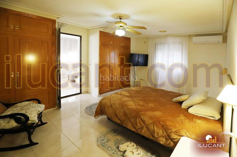 Foto 6bda1753-e6a5-4472-8f29-a8567bbf69cd. Chalet espectacular chalet, urbano, 3 plantas, piscina. urb. La Huerta. en Mutxamel