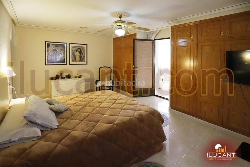 Foto a6132d9b-c5d4-4e2c-9978-ae05b01e1892. Chalet espectacular chalet, urbano, 3 plantas, piscina. urb. La Huerta. en Mutxamel