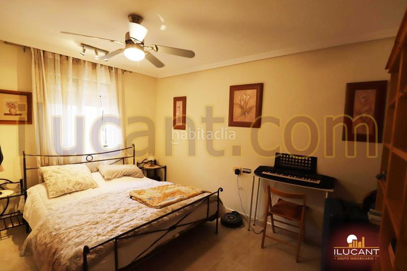Foto cbb67e6b-2265-4477-ab69-8e249d78f17f. Chalet espectacular chalet, urbano, 3 plantas, piscina. urb. La Huerta. en Mutxamel