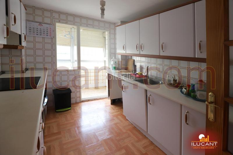 Foto 8a90b20e-3f40-4dbb-b8eb-9700fa896462. Appartamento in Virgen del Remedio - Parque Lo Morant Alicante