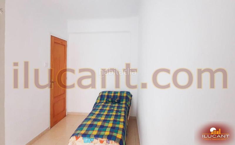 Foto 88d3161f-deaf-40d4-8f14-5b6bcfe882ba. Piso en Campoamor Alicante