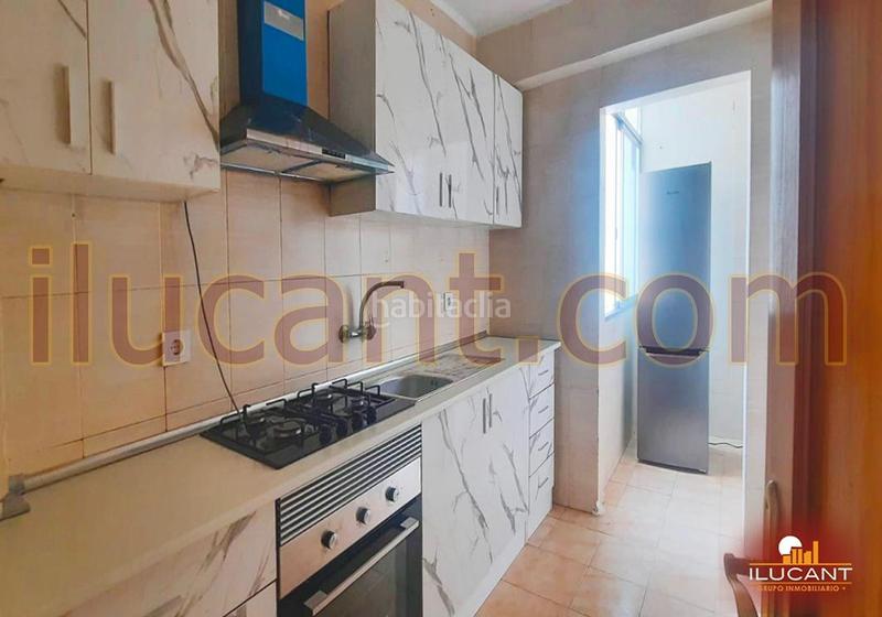 Foto c5d62d30-4a2f-4b8b-9049-c13f044b849c. Piso en Campoamor Alicante