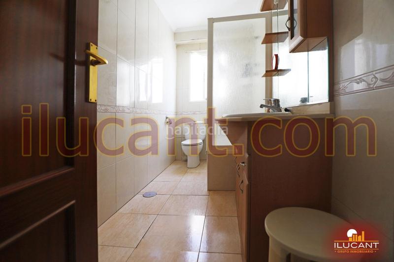 Foto 207b1131-c781-4c91-9425-3d1d5de183ae. Pis amb aparcament a Campoamor Alicante