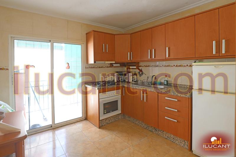 Foto 9672a0b5-7b9a-48a4-86ff-41df979a0d2d. Pis amb aparcament a Campoamor Alicante