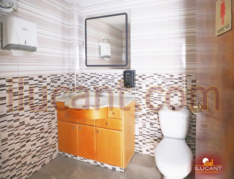 Foto b26672b1-4332-4c54-8654-67ac1ed47ea1. Local comercial a Babel Alicante