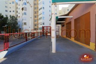 Locale commerciale in Babel