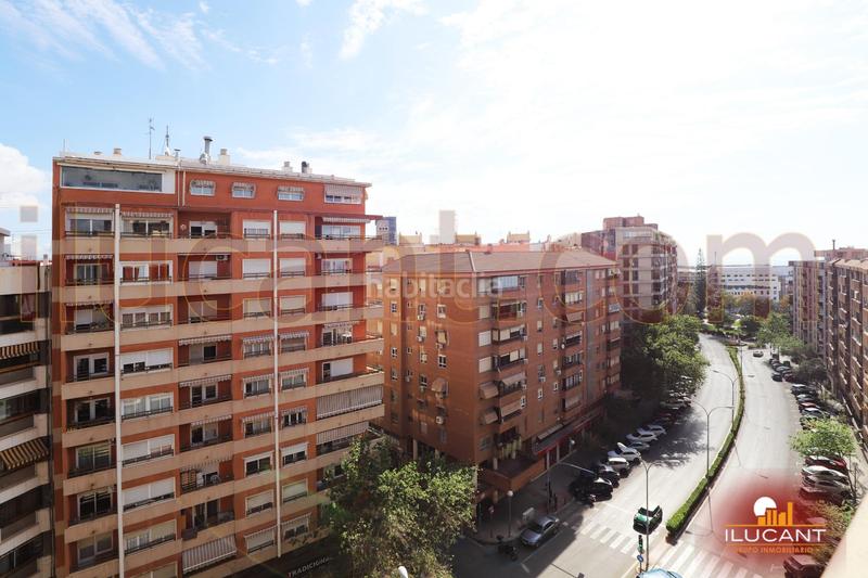 Foto 99b7037d-0a45-4007-b880-8a9188b159e8. Alquiler piso en Ensanche-Diputación Alicante