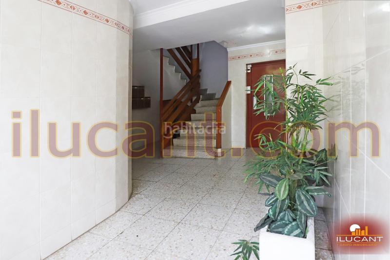 Foto 4a20baf2-f9cd-4de5-a4ba-c02a7c5d99b0. Piso en Florida Baja Alicante