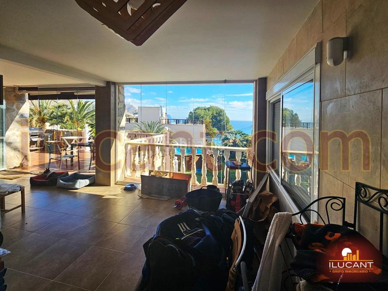 Foto 6054d627-cb52-4d05-aec0-aad095dddf28. Chalet espectacular chalet vistas al mar opcion de compra en Campello (el)