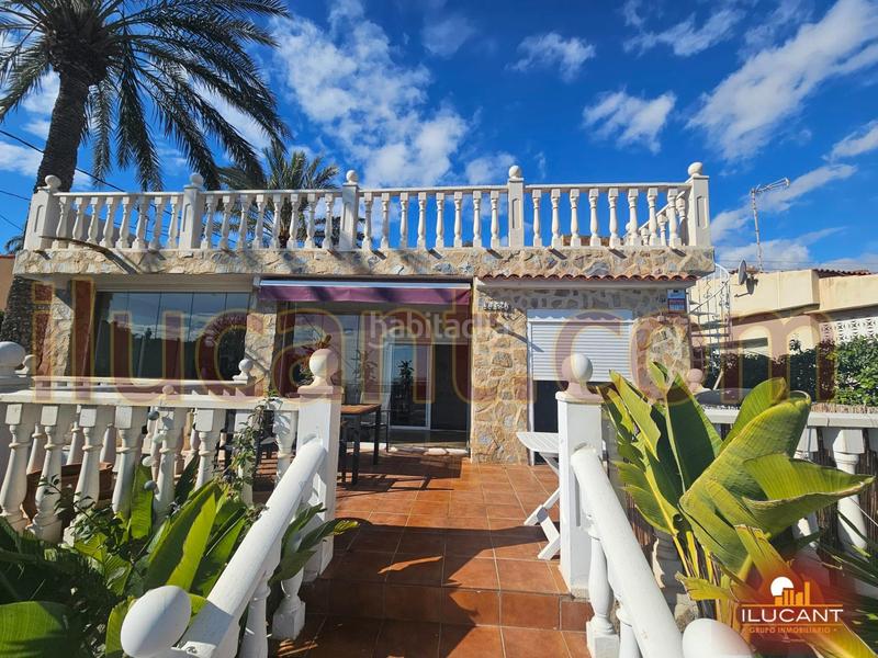Foto db2ecd59-b9d7-45bd-aefa-67441d5aea49. Chalet espectacular chalet vistas al mar opcion de compra en Campello (el)
