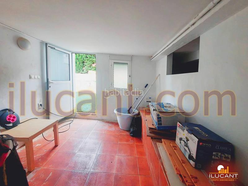 Foto e2c0ffa0-ae08-4f8c-b455-2dd094c766b6. Chalet espectacular chalet vistas al mar opcion de compra en Campello (el)