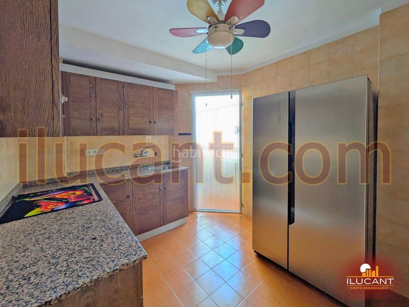 Foto cf7d0fba-a9af-4873-8a7e-a990b79deadf. Pis amb calefacció a Carolinas Altas Alicante