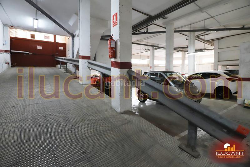 Foto 4a76d9b8-8aae-4fc6-ab81-78176b8597e9. Piso entrar a vivir luminoso exterior plaza de garaje 2do sin ascensor en Alicante