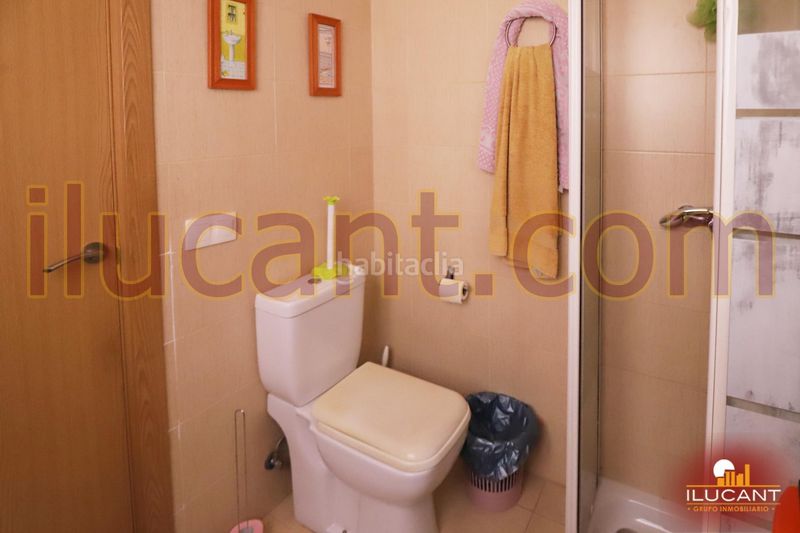 Foto be363973-8e0b-4ab0-a69b-e6ac2bd2b911. Casa amb calefacció a Divina Pastora Alicante